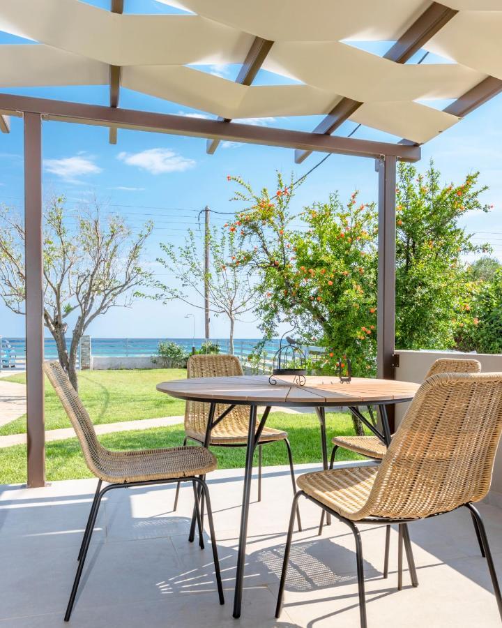 Azzurro Seafront Houses Nea Kallikrateia Екстер'єр фото