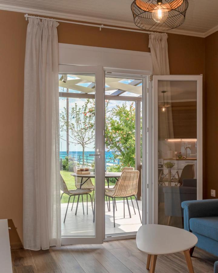 Azzurro Seafront Houses Nea Kallikrateia Екстер'єр фото